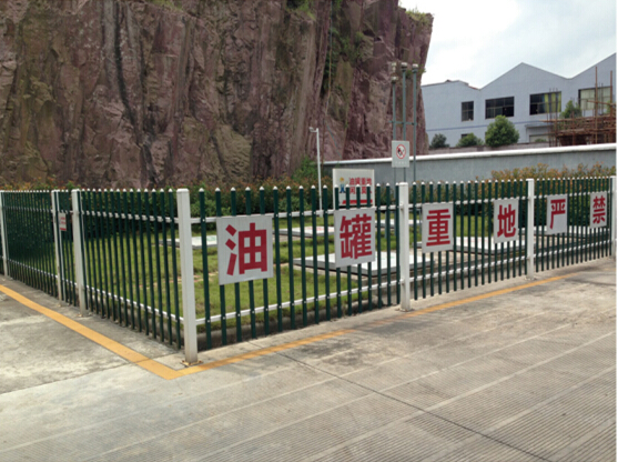 浦东新围墙护栏0604-100-60